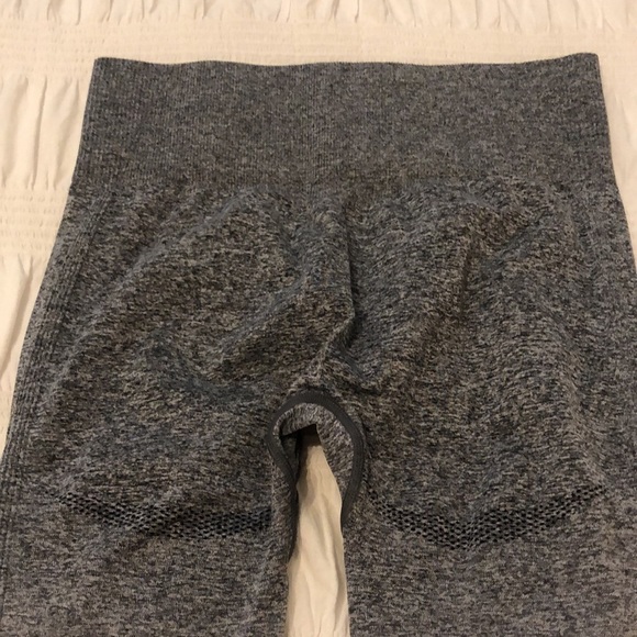 Gymshark OG Gray Ombre Leggings Size Small - Picture 9 of 9